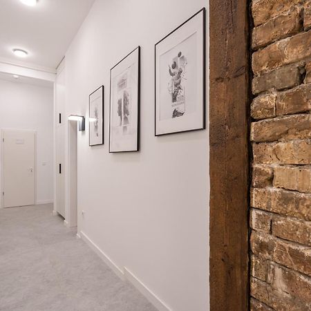 D48 - Central Boulevard Residence - Best Location By Bqa Будапеща Екстериор снимка