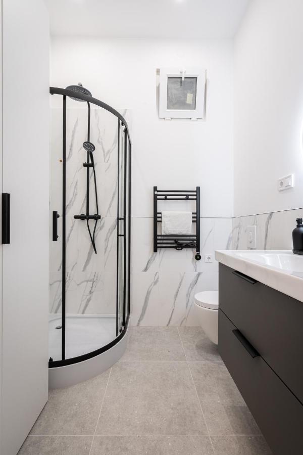 D48 - Central Boulevard Residence - Best Location By Bqa Будапеща Екстериор снимка